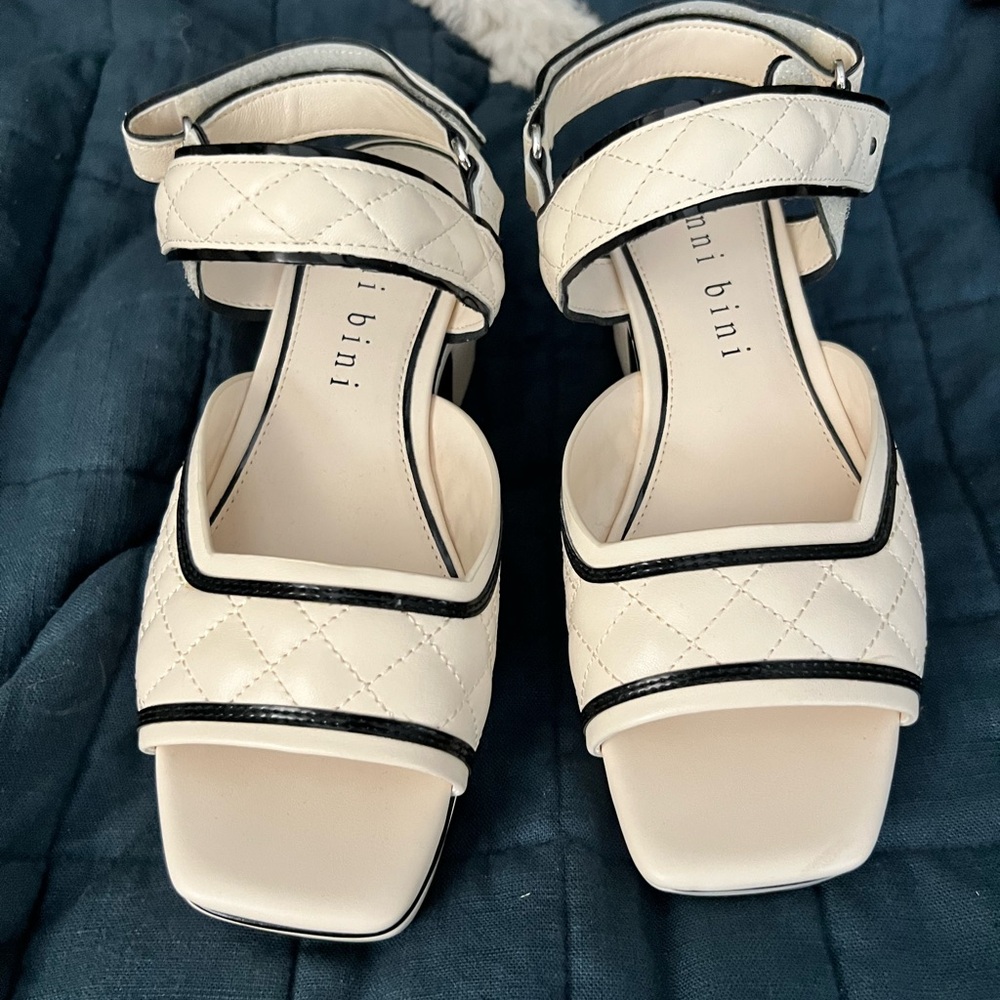 Women's Gianni Bini Quilted Cream Sandals